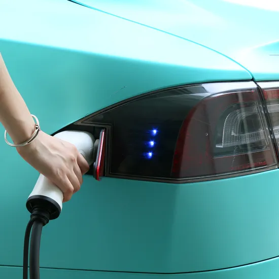 Ocpp 1.6j RoHS aprobó el embalaje de la caja de cartón OEM 32A Wallbox EV Cargador