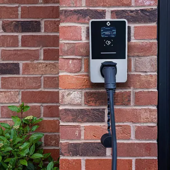 CE RoHS Tipo 2 Wallbox 7kw Nivel 2 Estación de carga rápida EV Cargador de pared 32A Cargador EV de montaje en pared con enchufe